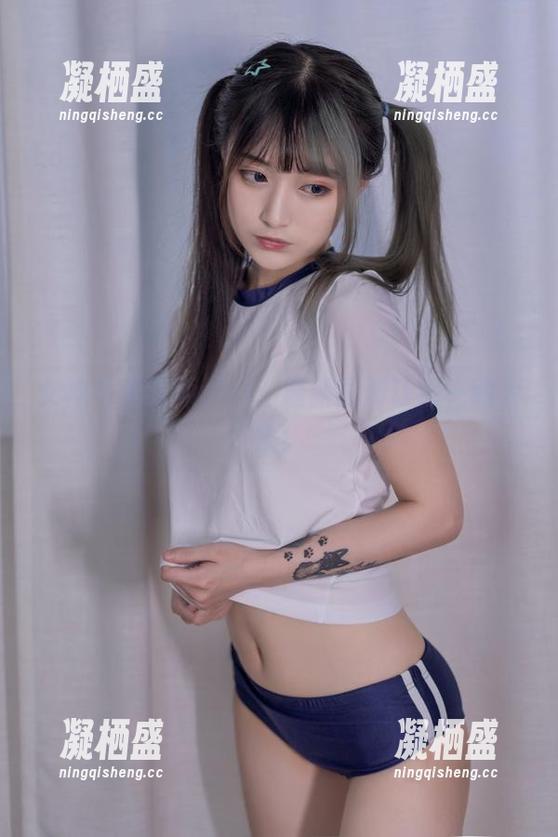 爱老师phd 女神与爱老师phd:最新图册让你一睹为快!
