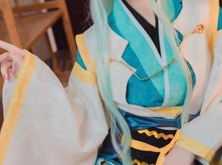 猫君君MaoJun的网袜大作战：原图中藏着的秋日调皮，赶快来围观吧！