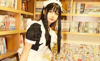 在体操服中起舞的白莉爱吃巧克力：私房黑白原图插曲