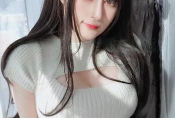 白银81泳衣写真集：优雅与挑逗之间的迷人游弋，真是开眼了！