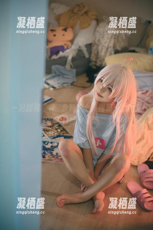 一起翻阅“神沢永莉护士”图册：原图里的那些小细节