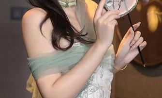秀人网 - 跟随林子欣Freya的脚步，免费领略她的美腿作品！