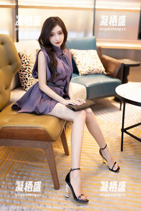 秀人网-王雨纯 秀人网 - 校服写真大作战:王雨纯壁纸,让你的屏幕也要“上课”!