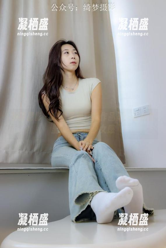 绮梦摄影 - 高清子涵短裤作品集：在短裤里找寻那份少女感