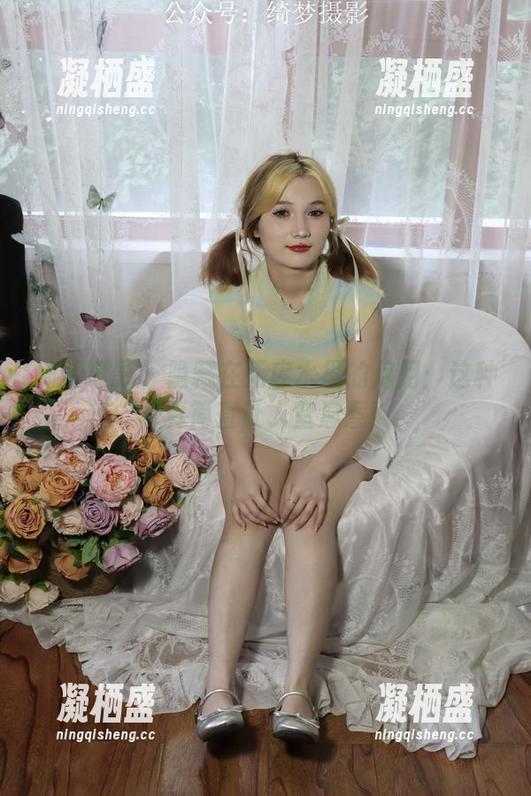 绮梦摄影 - 隐藏在死库水里的月月：这种写真简直让人窒息惹！