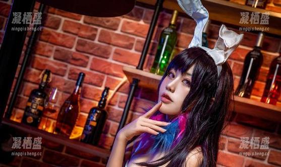 在线图集：芊川一笑MNK的魅力厨娘，可爱与美味的碰撞