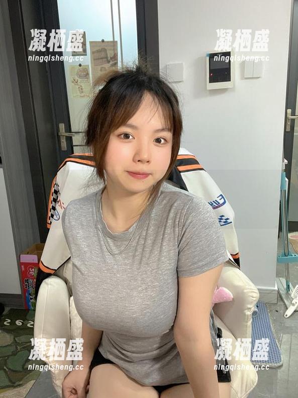 葱油饼er 微密圈 - 跟着葱油饼er,分享她的修女视界美图,快来围观这奇妙的组合!