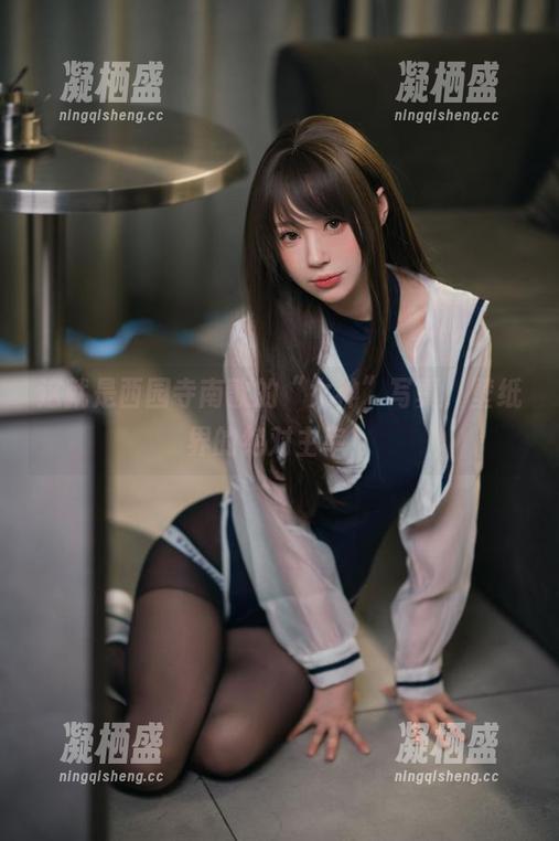 这就是西园寺南歌的“女神”写真，壁纸界的绝对主宰！