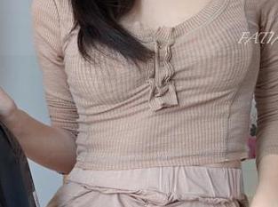 迷之呆梨的美腿定制写真，真是美得不可思议！