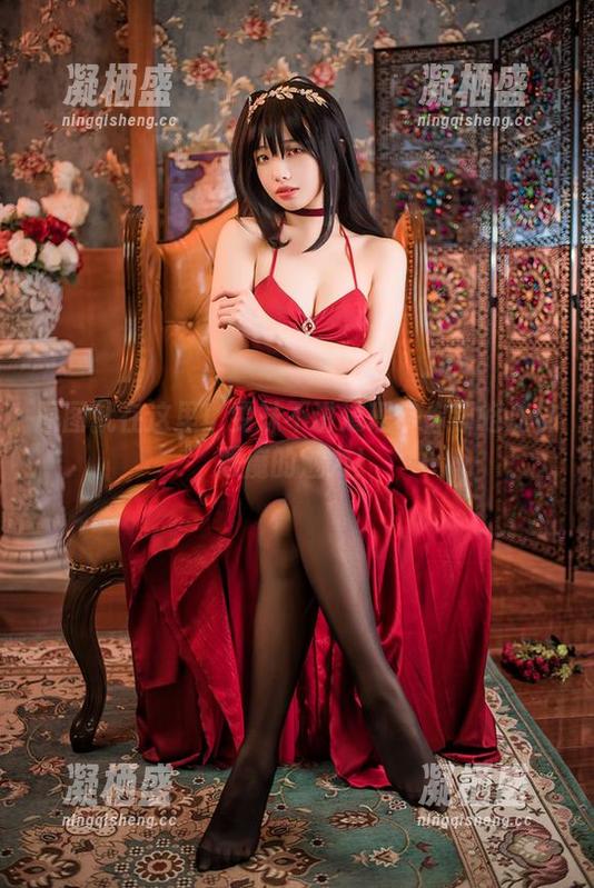 原图就在这里！雯妹不讲道理带你领略漆皮恶魔的魅力！