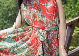 青豆客 - 睁大眼睛！谭晓彤高清写真，女神Elise好像真的是万变女郎呀。