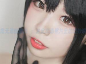 坦露无遗的香川澪：浴室高清照片里的微妙瞬间