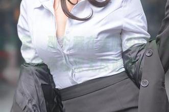 香草喵露露，那个藏在美腿里的秘密，原图带你窥探无尽遐想！